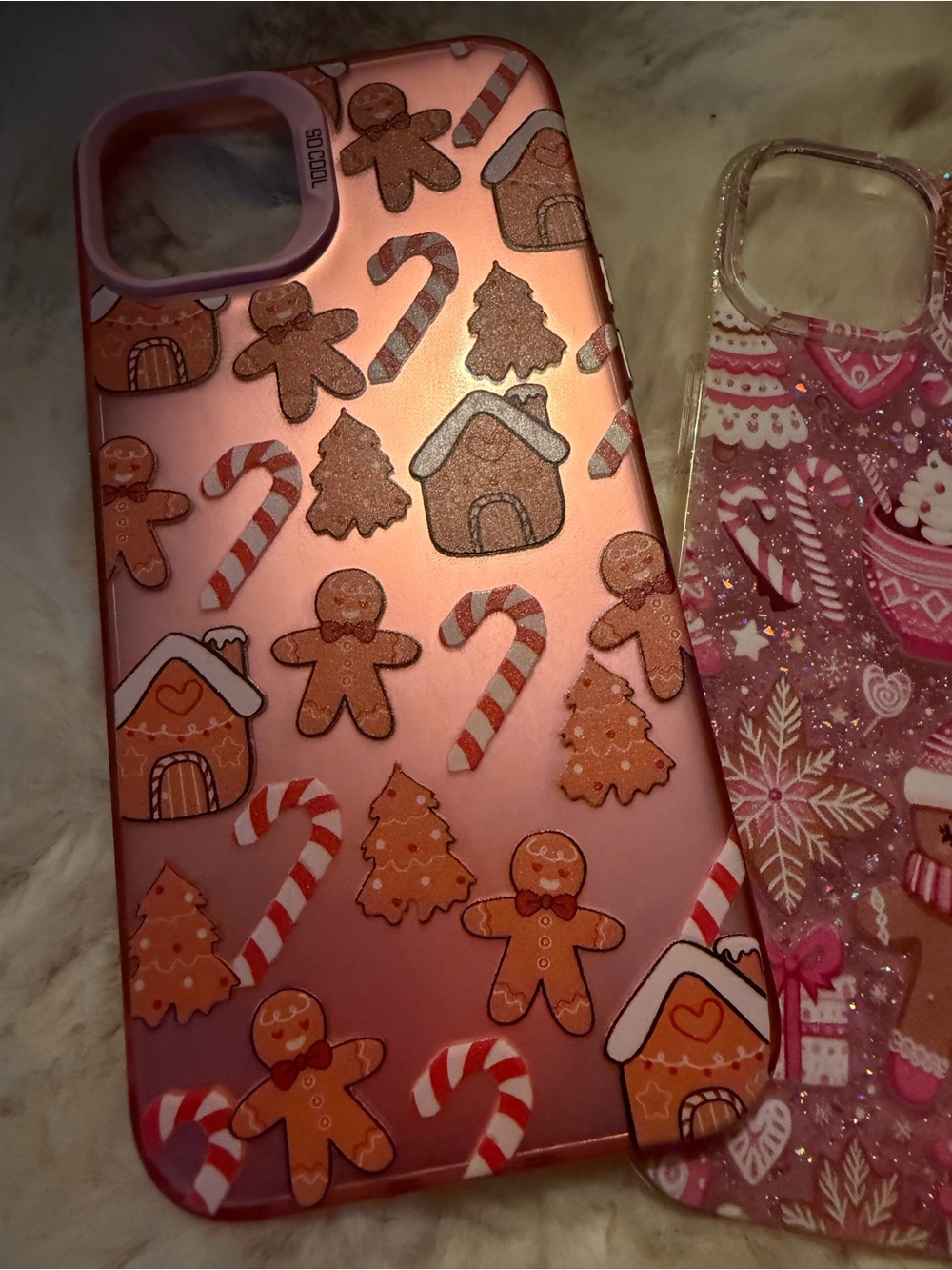 SHEIN Pink Holiday Gingerbread & Reindeer iPhone 15 plus Case Trio - Picture 2 of 4